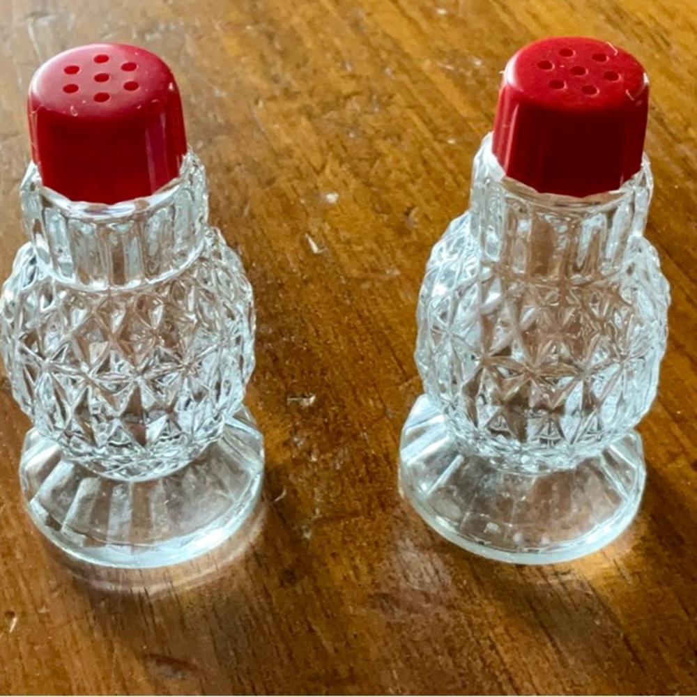 Vintage Glass Patterned Shakers with Red Lids. Estate find. Good condition.